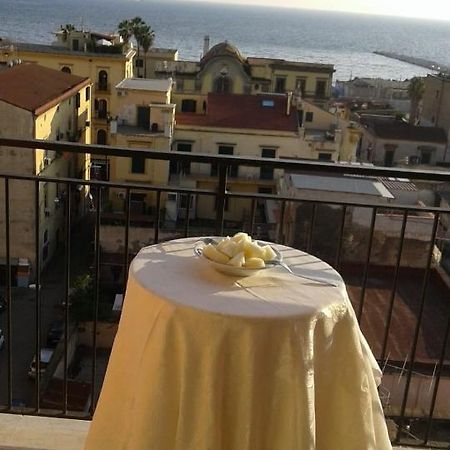 شقة Napoli "Da Antonio" المظهر الخارجي الصورة